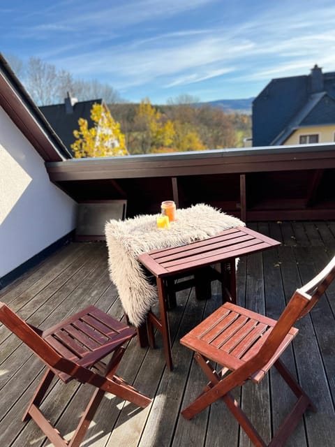 View (from property/room), Balcony/Terrace