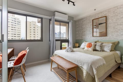 Bed, Photo of the whole room, Bedroom