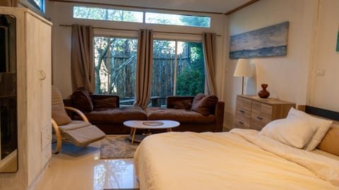 Bedroom, Garden view, Garden view, wardrobe