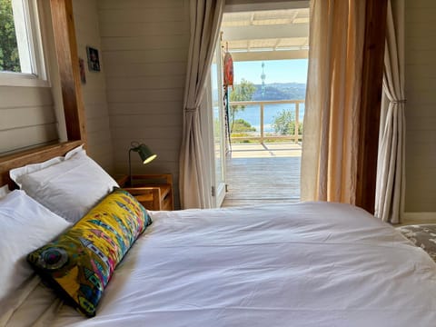 Bed, View (from property/room), Photo of the whole room, Bedroom, Lake view, Sea view