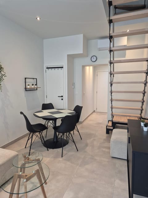 Kitchen or kitchenette, Living room, Dining area