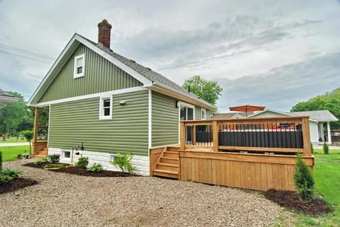 Shores of Erie Guest House House in Lake Erie