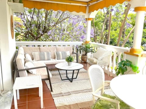 Balcony/Terrace, Garden view