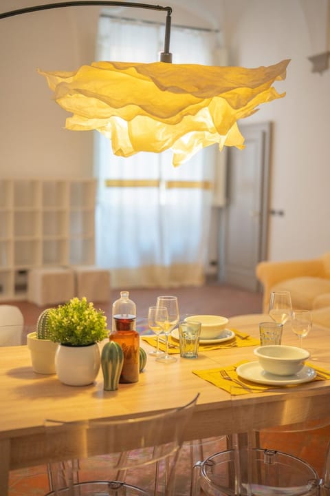 Food and drinks, Dining area