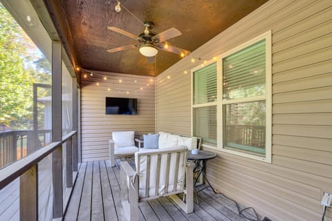 Riders Retreat! Modern Home By Bella Vista Trails House in Bella Vista