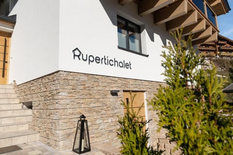 Rupertichalet House in Piesendorf