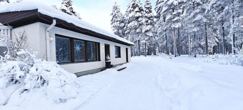 Property building, Winter, Inner courtyard view
