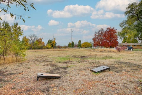 Spokane Valley Nature Home! Trails and River Days House in Washington