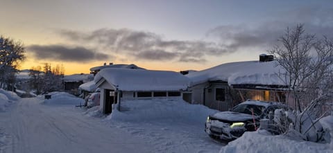 Property building, Natural landscape, Winter, Parking