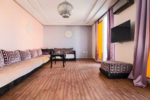 Communal lounge/ TV room, TV and multimedia, Living room
