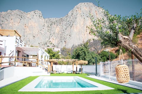 Natural landscape, Mountain view, Pool view, Swimming pool, Swimming pool, sunbed