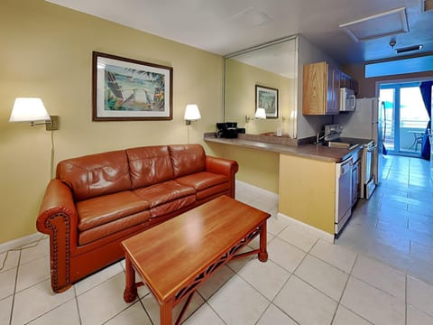 Day, Balcony/Terrace, Kitchen or kitchenette, Living room, Seating area, furniture