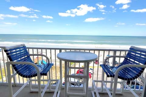 Day, Natural landscape, View (from property/room), Balcony/Terrace, Beach, Sea view