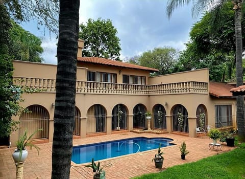 Property building, Garden view, Pool view