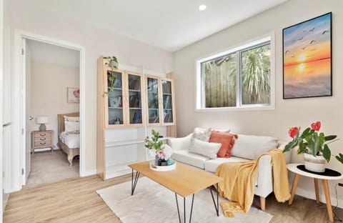 Living room, Internal: Not applicable to any particular room