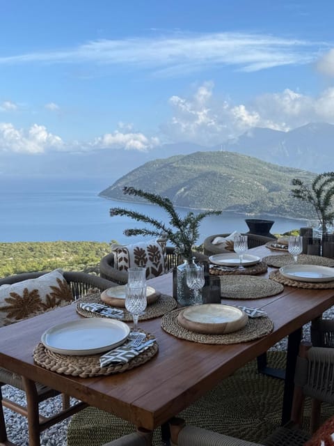 Villa Issima Samos, Breathtaking Sea View & Jacuzzi Villa in Samos, Greece