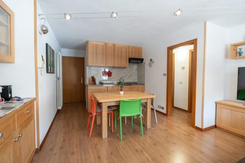[Campiglio_Panoramic_Apartment] + 2 Free Parkings Apartment in Madonna di Campiglio