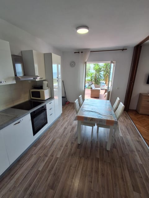 Apartment Neno 1 Apartment in Novalja