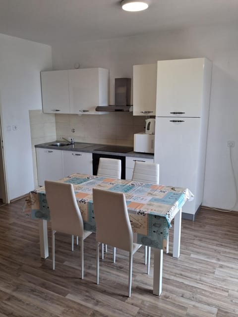 Apartment Neno 1 Apartment in Novalja