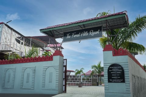 Facade/entrance