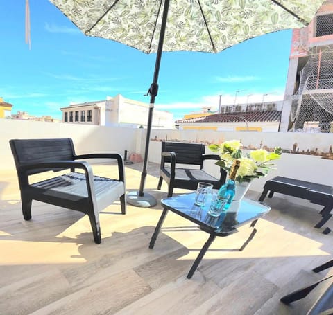 Azure Studi with Large Terrace & Full Kitchen Torremolinos City center by NAMASTE ELITE Apartment in Torremolinos