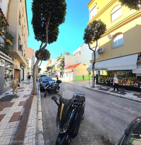 Azure Studi with Large Terrace & Full Kitchen Torremolinos City center by NAMASTE ELITE Apartment in Torremolinos