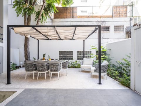 Balcony/Terrace, Seating area, Dining area