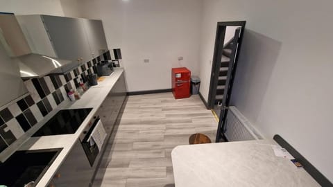 Kitchen or kitchenette, kitchen, kitchen