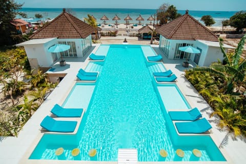 Pool view, Swimming pool, Swimming pool