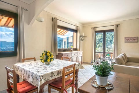 Natural landscape, Living room, Dining area