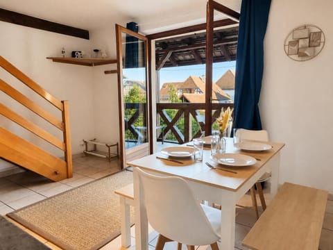 Balcony/Terrace, Dining area