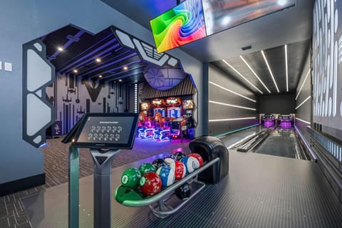 Best Day Ever Mansion at Reunion-TT473 Villa in Four Corners