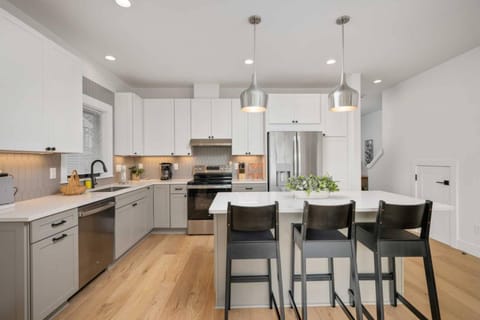 Lake & Laughter Unit 1 House in Rockaway Beach