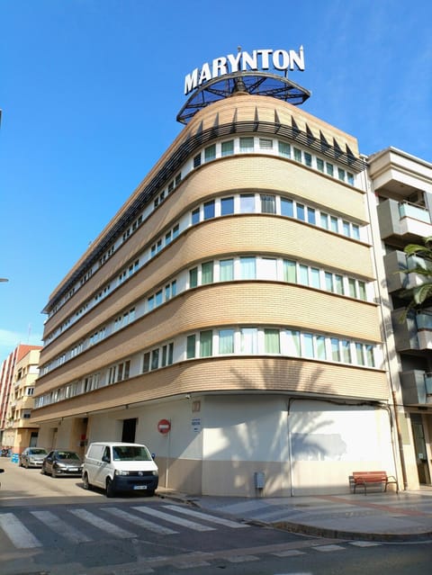 Property building, Facade/entrance