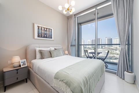 Bed, Balcony/Terrace, Bedroom