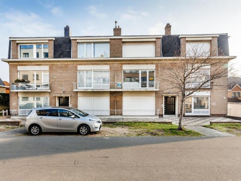 Property building, Summer