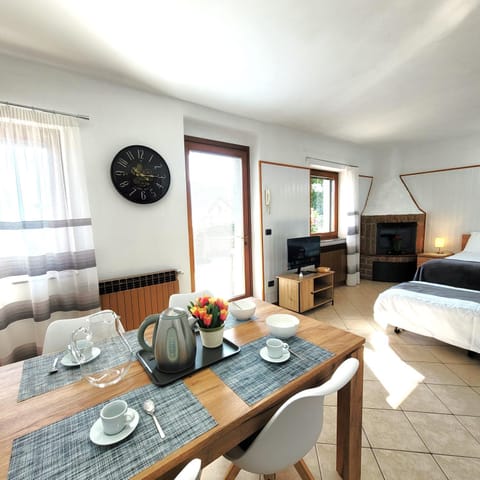 Casa Benny Mountain Lake Iseo Hospitality Apartment in Lovere