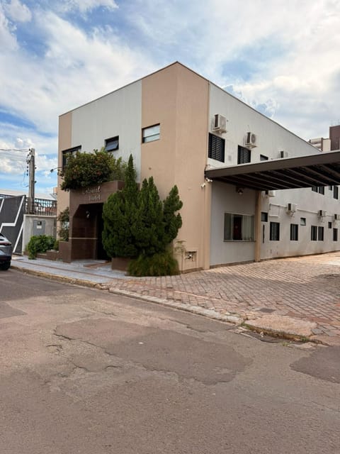 Property building, Day