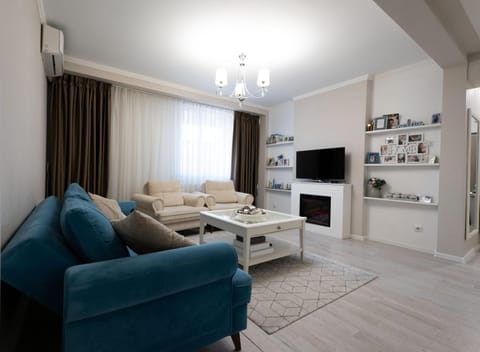 SIR Apartament & Private Parking Apartment in Craiova