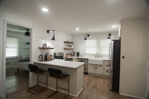 The Palms of Downtown Travelers Rest House in Travelers Rest