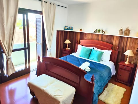 Patio, Bed, Bedroom