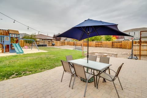 Family-Friendly Retreat with Playground in Reno! House in Reno