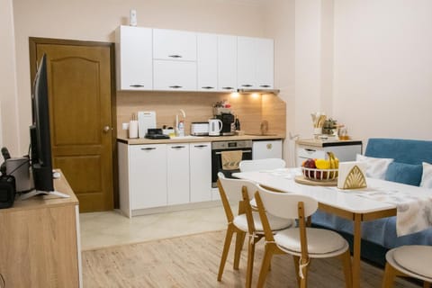 Living room, Food