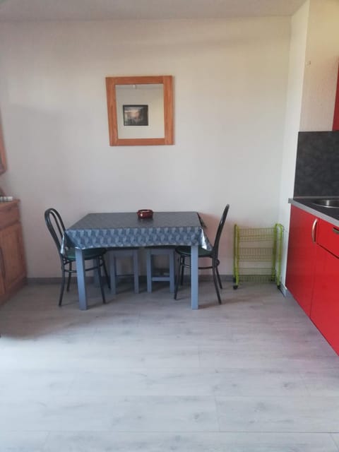 Courseulla Apartment in Courseulles-sur-Mer