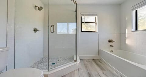 Beachside Getaway - Heated Pool - By Vilano Beach House in Vilano Beach