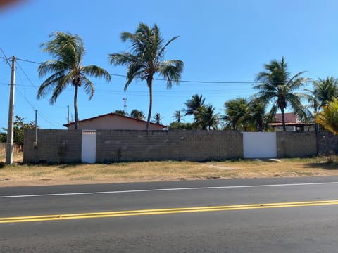 Property building, Day, Neighbourhood, Street view