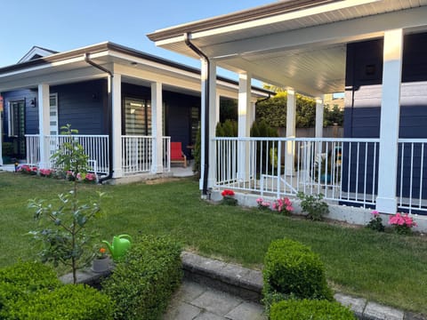 Property building, Garden