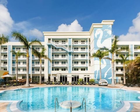 Property building, Swimming pool