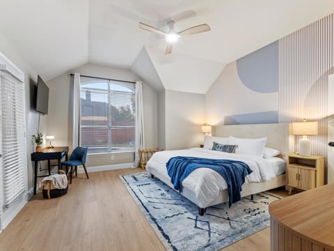 Boho Dreamscape 4BD Game Room Pool House in The Colony