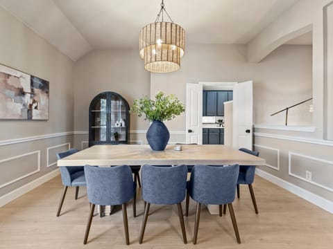 Boho Dreamscape 4BD Game Room Pool House in The Colony